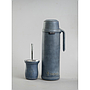 TERMO PARA MATE DOBLE PARED DE ACERO INOXIDABLE CON GUAMPA FORRADO EN CUERO AZUL CON LOGO GRIS (1C1)